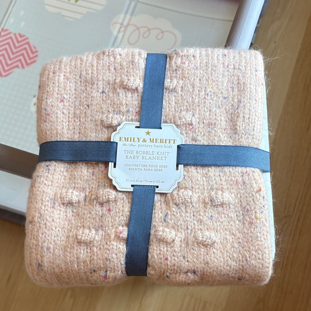 Emily & Meritt Bobble Knit Baby Blanket - Peach Speckled